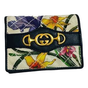 Gucci flora wallet 